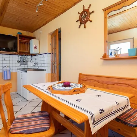 Vue - 3 Floor Private House By The Sea