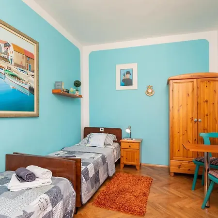 Vue - 3 Floor Private House By The Sea Semesterbostad Split