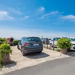 Vue - 3 Floor Private House By The Sea 스플리트