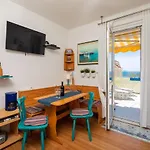 Vue - 3 Floor Private House By The Sea