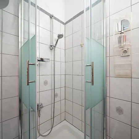 Vue - 3 Floor Private House By The Sea