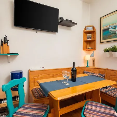 Vue - 3 Floor Private House By The Sea 스플리트