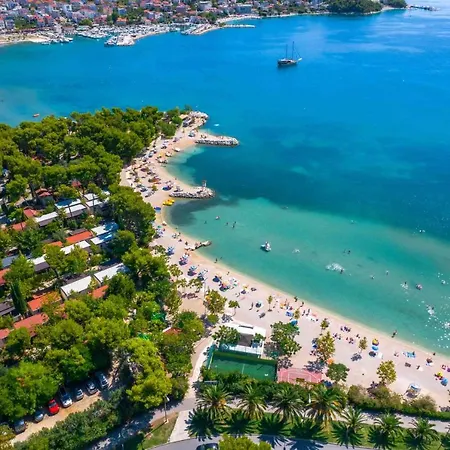 Vue - 3 Floor Private House By The Sea Split