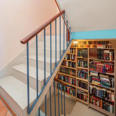 Nyaraló Vue - 3 Floor Private House By The Sea *