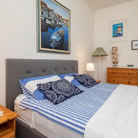 Vue - 3 Floor Private House By The Sea